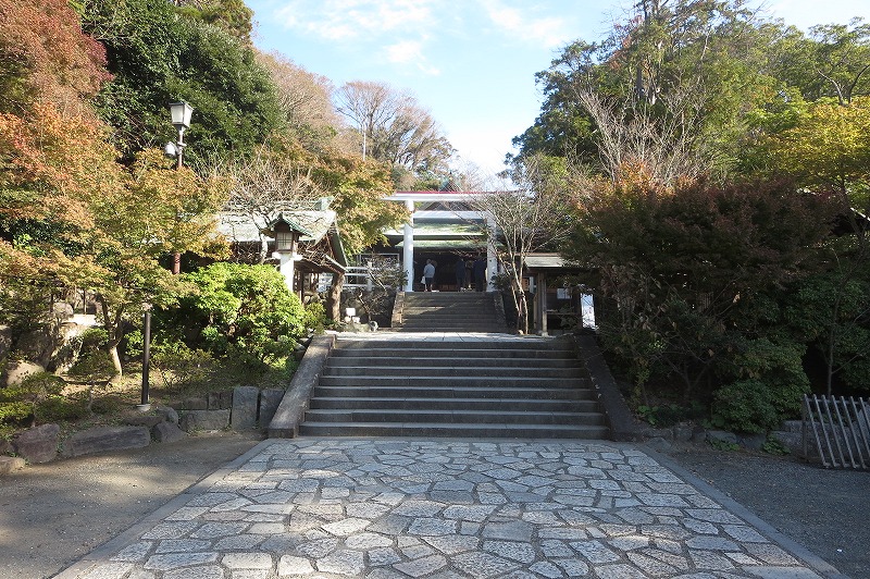 大塔宮境内